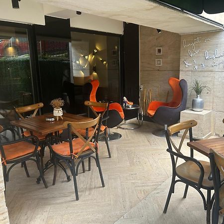 The Place Suites By Cey Estambul Exterior foto