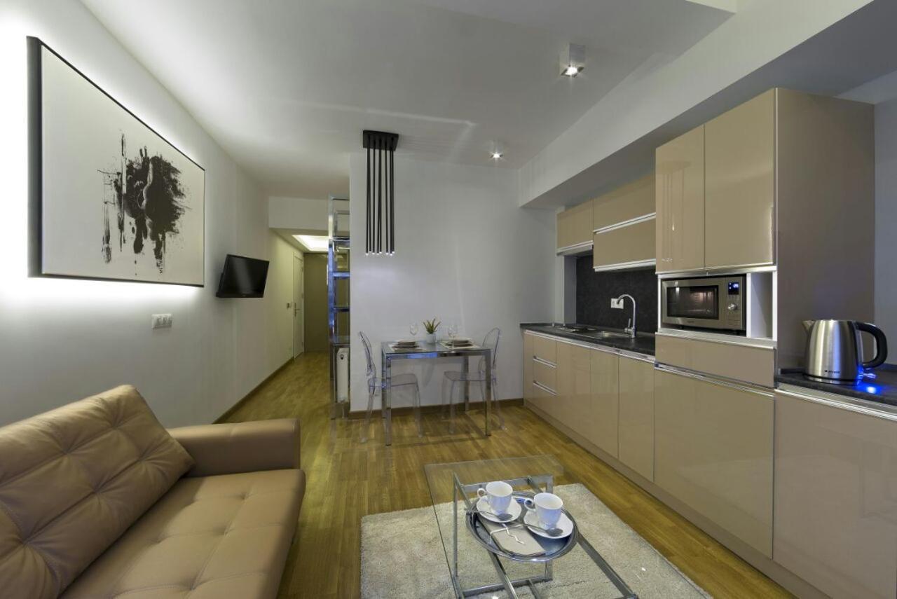 The Place Suites By Cey Estambul Exterior foto